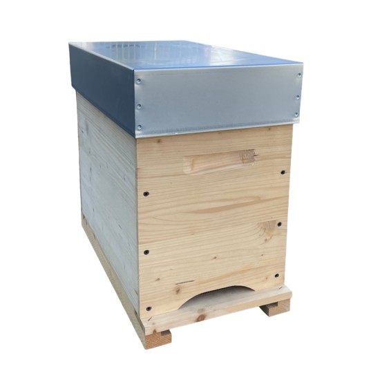 Wooden beehive by 6 assembled with hardw are